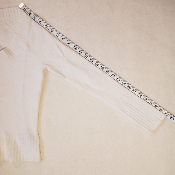 Minimalist Jacob Off-White Sweater Scoop neck Long Sleeve Winter Autumn Simple - Picture 13 of 13